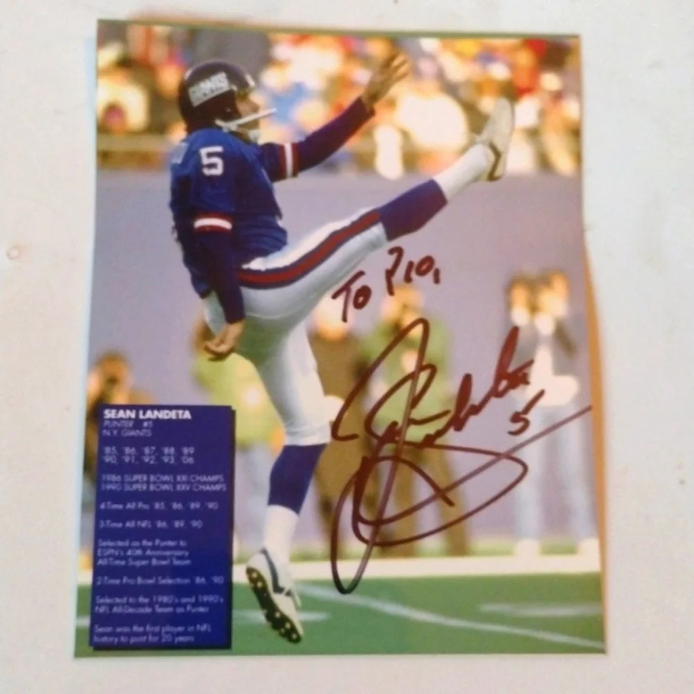 Sean Landeta Autograph
